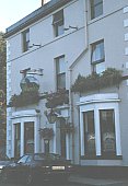 Front view of the Black Horse Pub